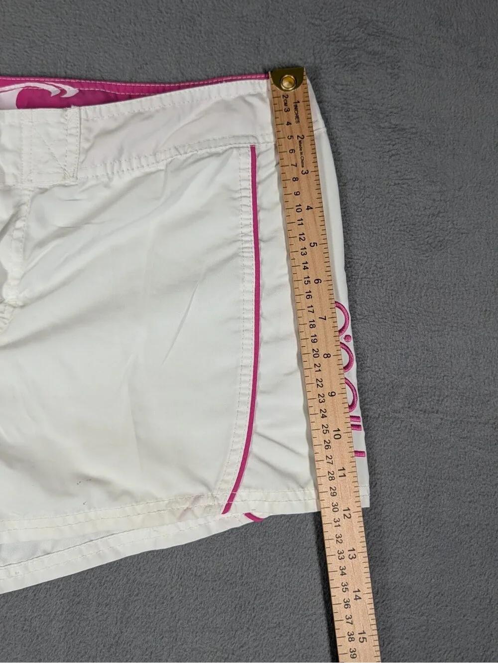 O'Neill Womens 11 White Pink Board Shorts Surf Swim Beach Drawstring Stretch